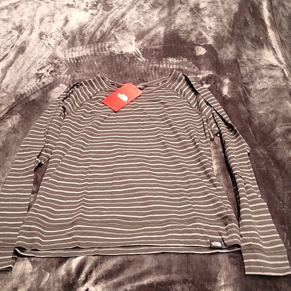 Nwt long sleeve tee